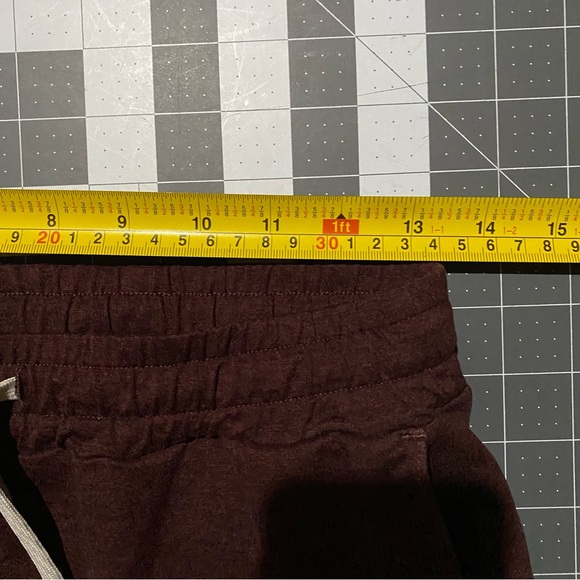 Vuori Maroon Heathered Performance Joggers Small - Picture 4 of 7